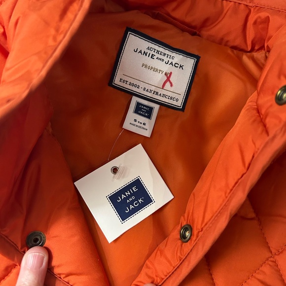 NWT JANIE AND JACK Puffer Vest Orange 5-6y - Picture 3 of 8